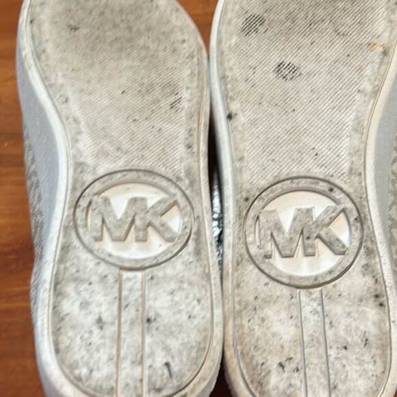 Michael Kors white MK logo sneakers with gold accents Size 9M - Picture 6 of 7